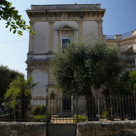 B&B Piazza Libertini Lecce Exterior photo